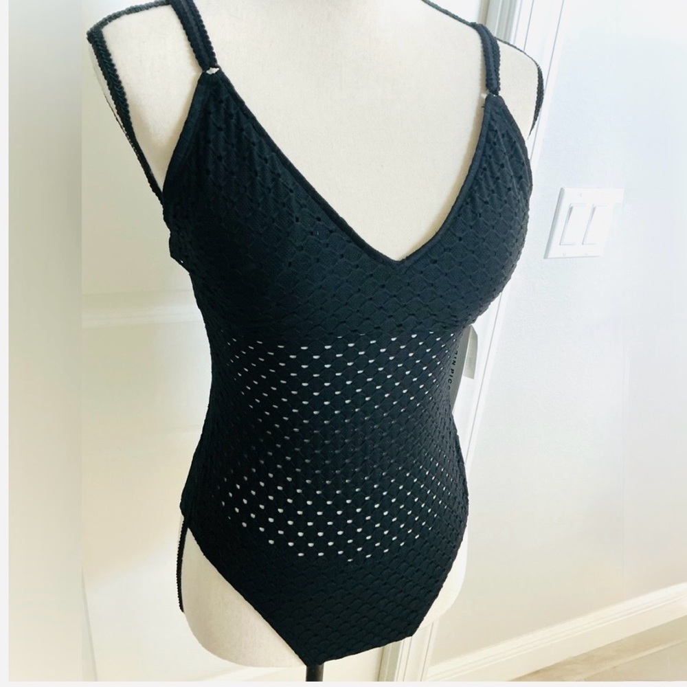ROBIN PICCONE, Chira V-Neck One-piece Swimsuit Laser Cut Out Design, Sz 6, NWT